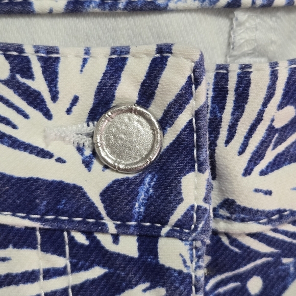 J McLaughlin Blue Leaf Print Mid Rise Stretch Straight Leg Jeans Pants Size 12 - Picture 5 of 8